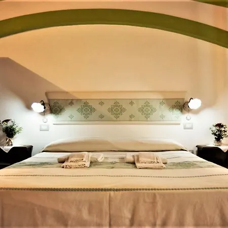 S'ozzastru Country house *